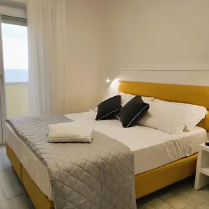 Отель Gran San Bernardo - - Fronte Mare Con Cucina, Риччоне
